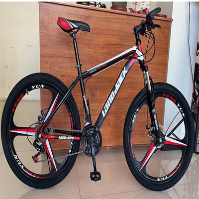 26&quot; অফ রোড রাইডিং হাই কার্বন স্টিল মাউন্টেন বাইক